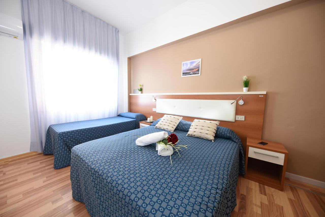 Miramare Inn Hotel Маротта Экстерьер фото