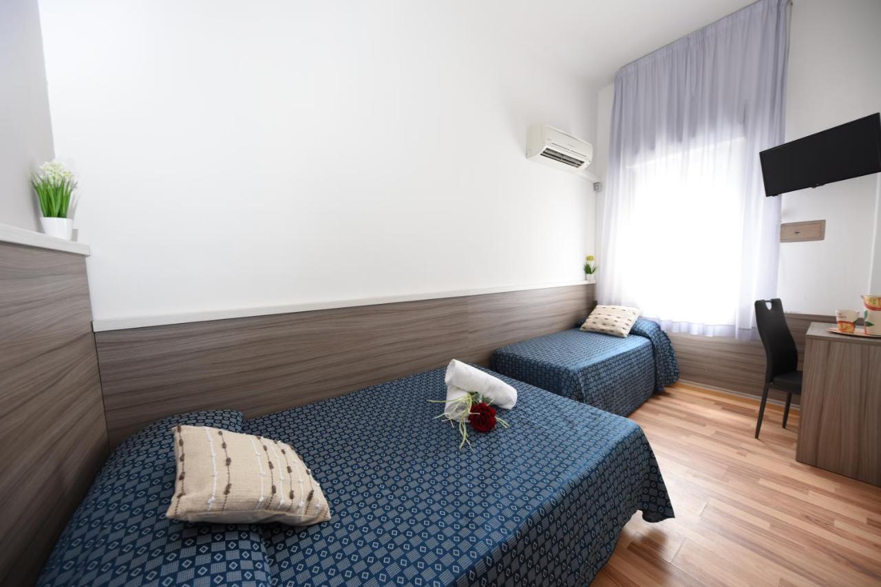 Miramare Inn Hotel Маротта Экстерьер фото