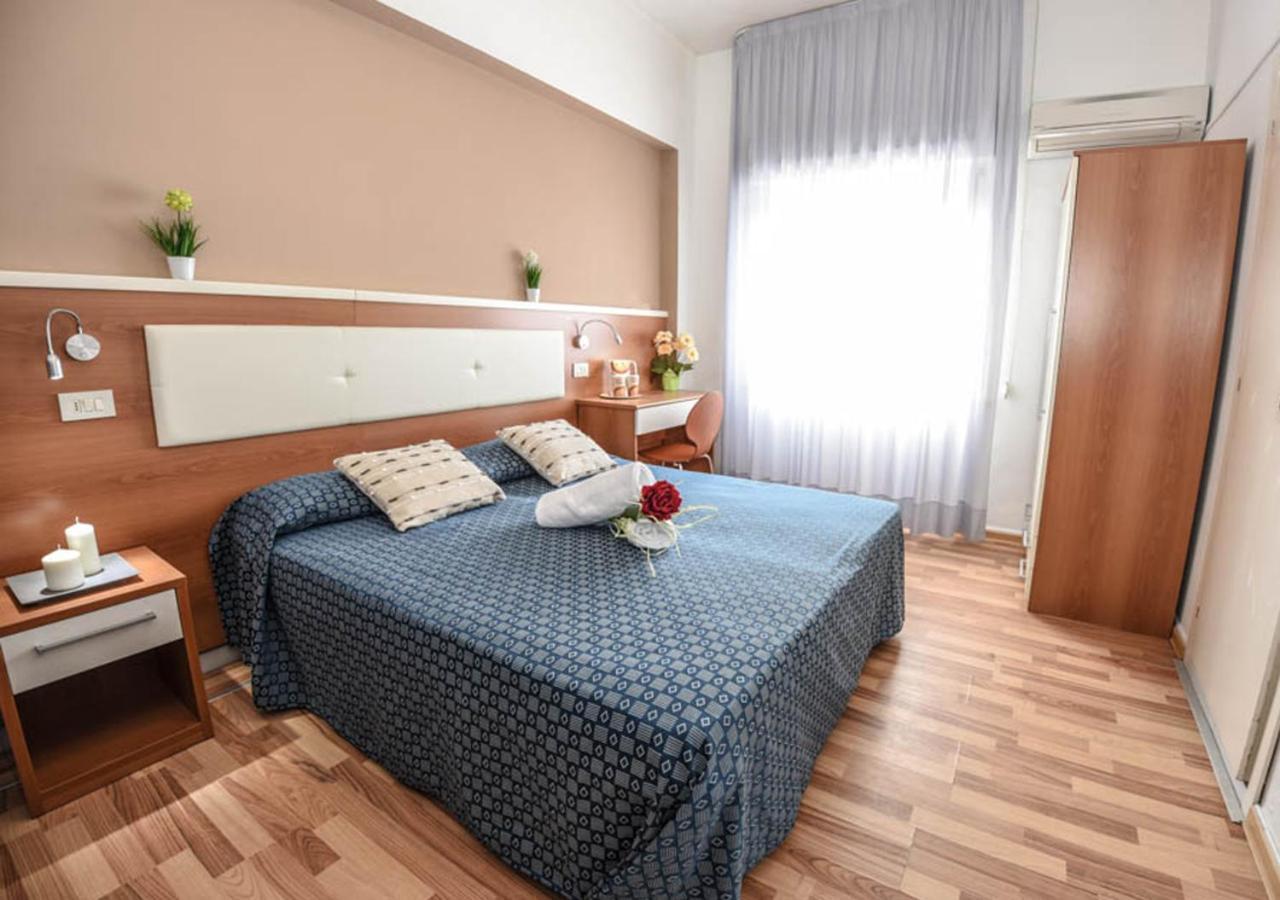 Miramare Inn Hotel Маротта Экстерьер фото
